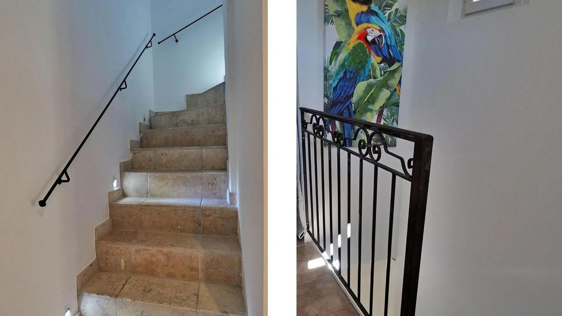 Holiday home Zebre Villa Eyragues France