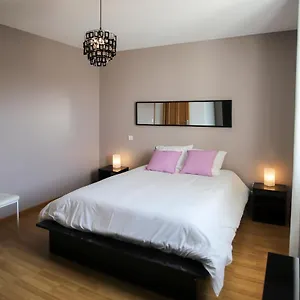 Hébergement de vacances Maison Tendance Avec Jardin, Centre Village, Alpilles, Familles, Eyragues